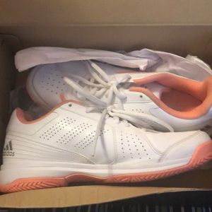 Women’s Adidas Tennis Shoes